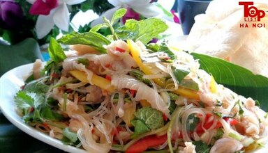 Nộm chân gà Hàng Giấy - quán ăn vặt ngon Hà Nội