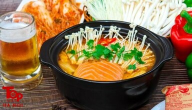 Lẩu cá hồi tại quán ZOZO