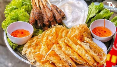 Phần vỏ bánh khi rán mang hương thơm ngào ngạt